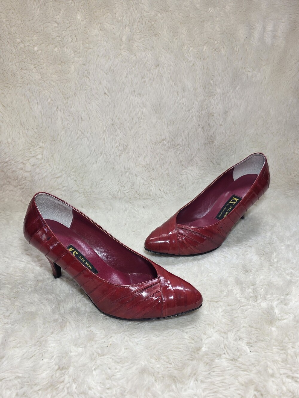 KS Vintage Genuine Eel Skin Red Pleated Kitten Heel Pumps Pointed Toe Shoes 7.5